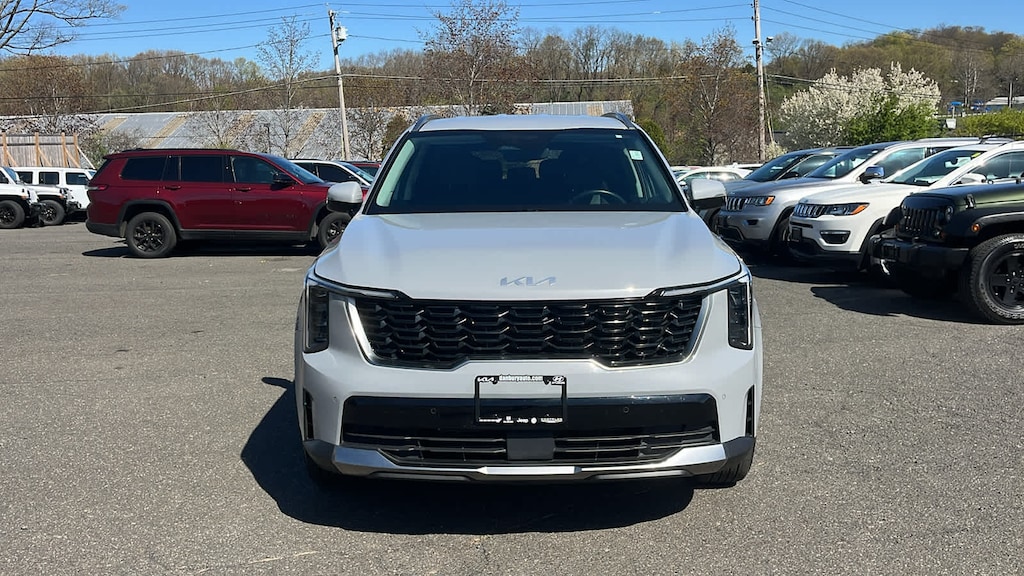Certified 2025 Kia Sorento S AWD