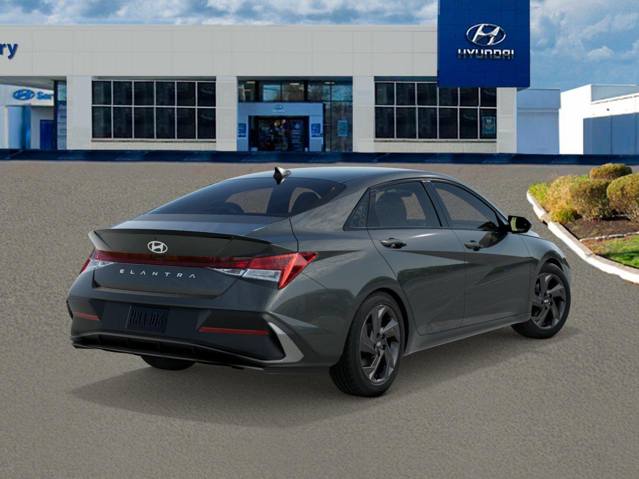 2026 Hyundai Elantra SEL Sport photo 2