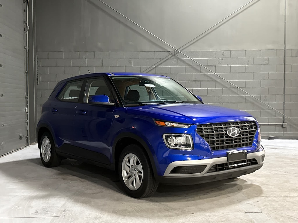 Certified 2023 Hyundai Venue SE IVT