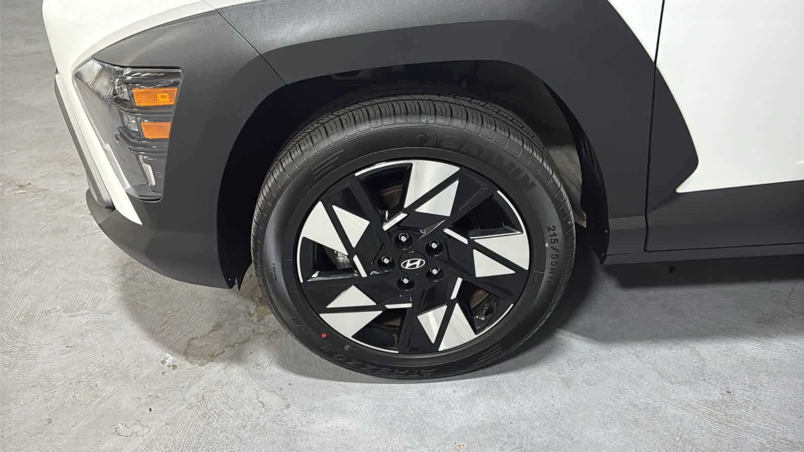 2024 Hyundai Kona SEL - Photo 7