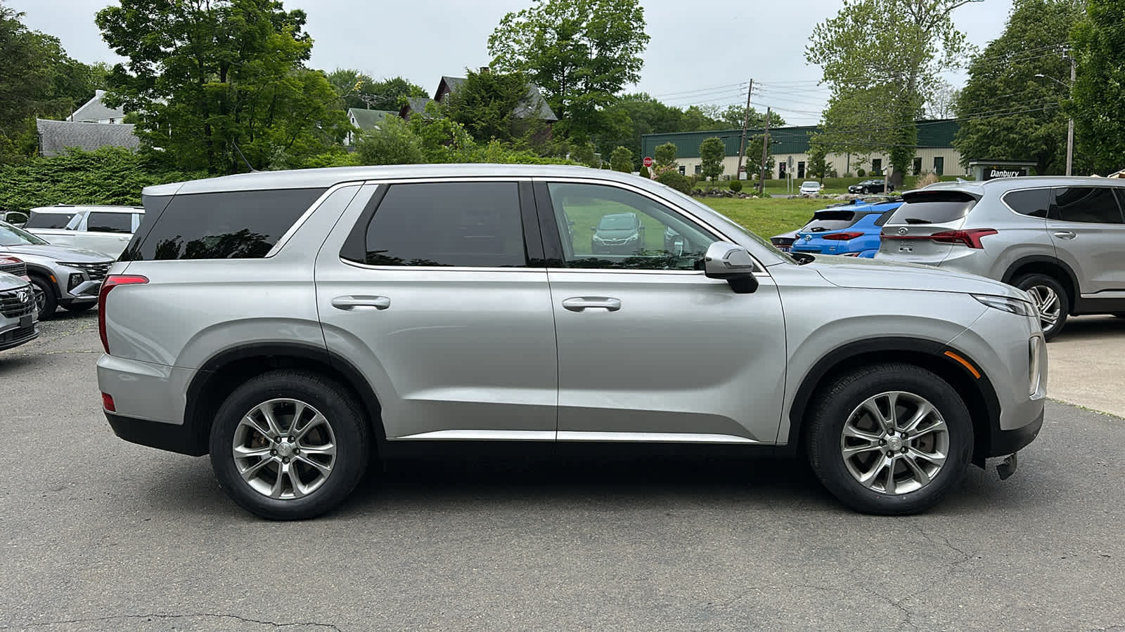 Certified 2022 Hyundai Palisade SE with VIN KM8R1DHE2NU479352 for sale in Danbury, CT