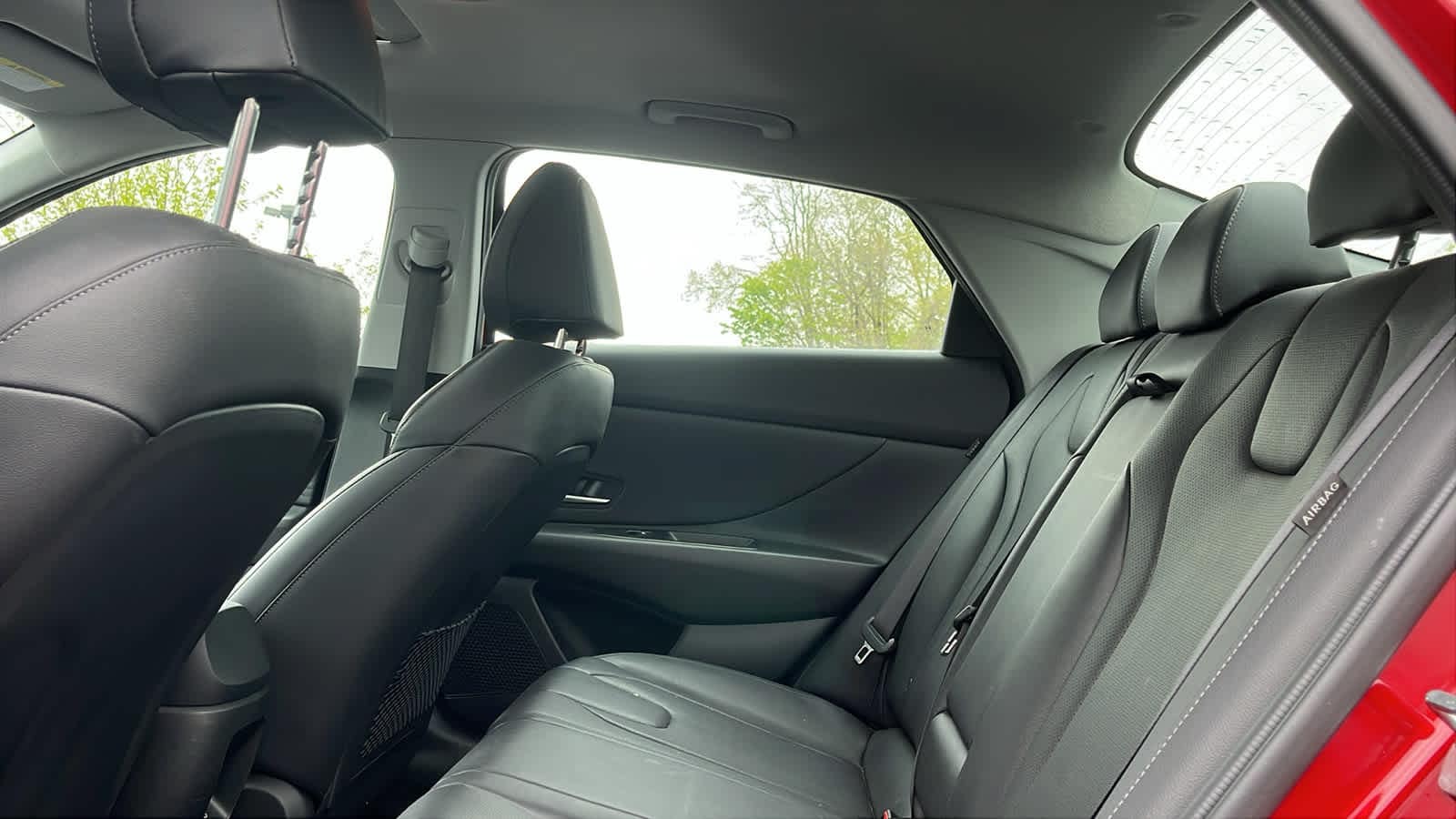 2024 Hyundai Elantra Limited - Photo 21