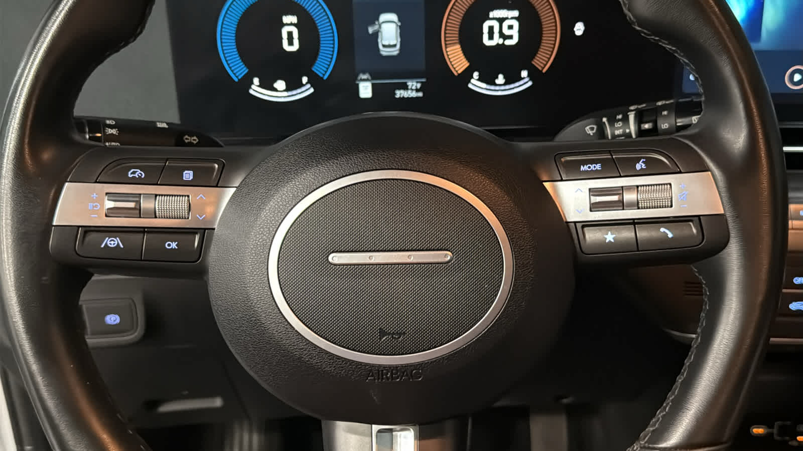 2024 Hyundai Kona SEL - Photo 11