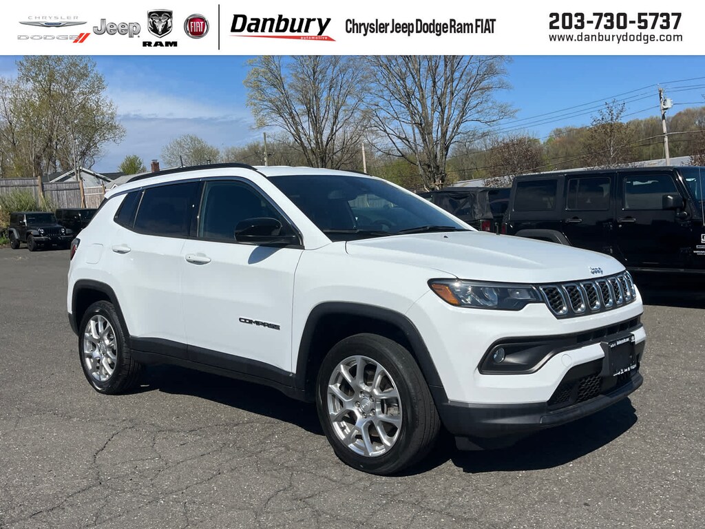 Certified 2024 Jeep Compass Latitude Lux 4x4