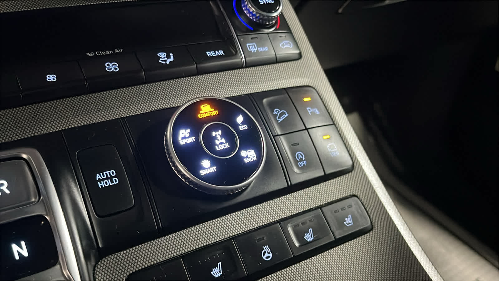 2021 Hyundai Palisade Limited - Photo 19