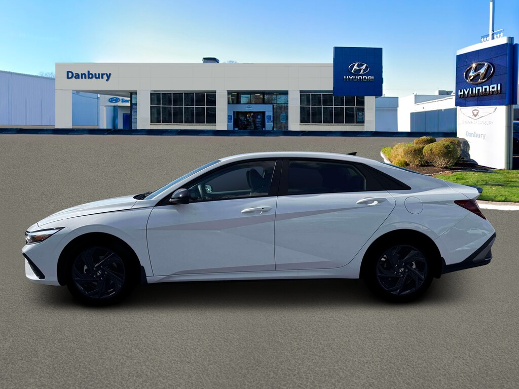 New 2026 Hyundai Elantra SEL Sport IVT