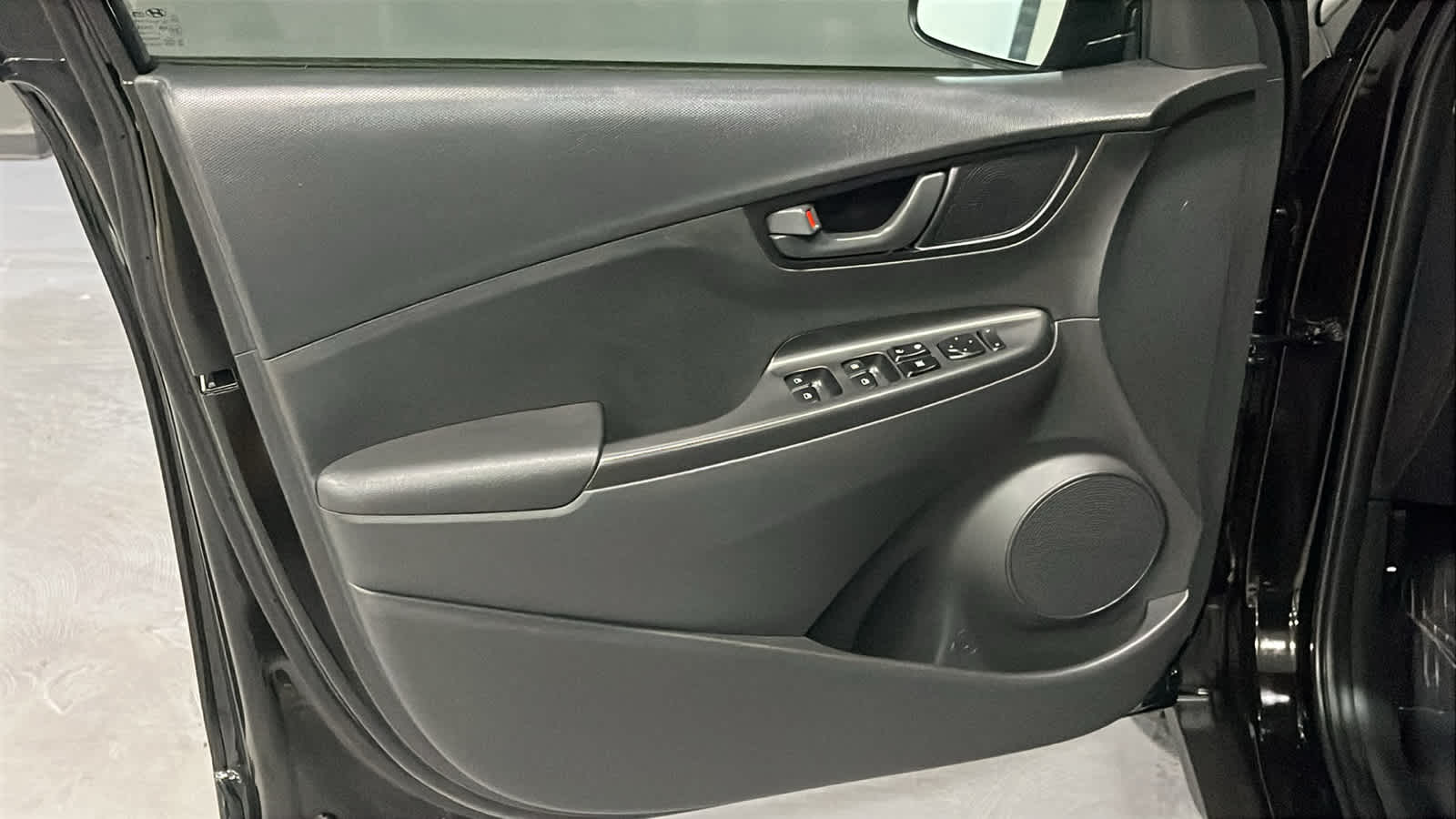 2022 Hyundai Kona SEL - Photo 9