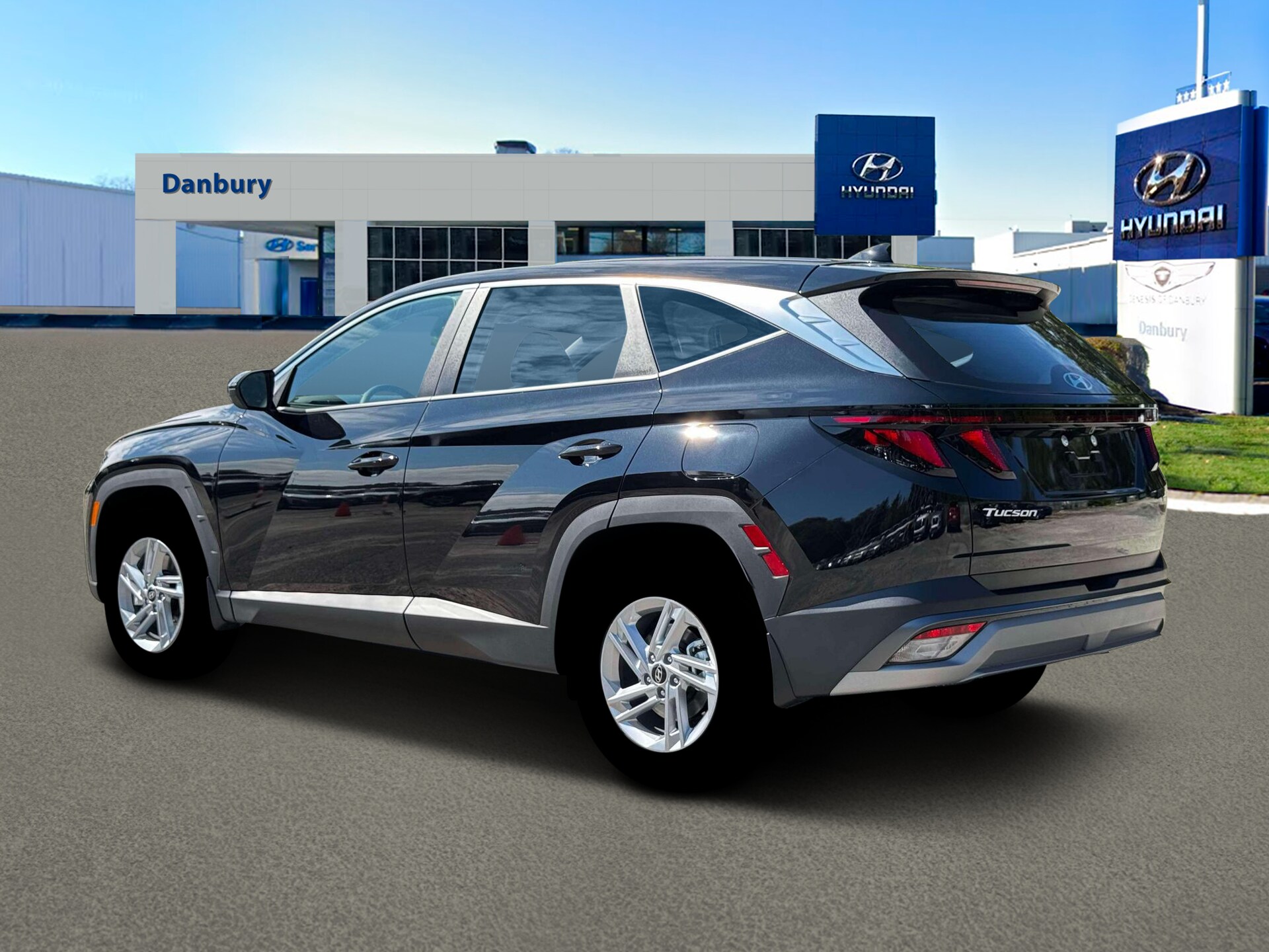 2026 Hyundai Tucson SE photo 4