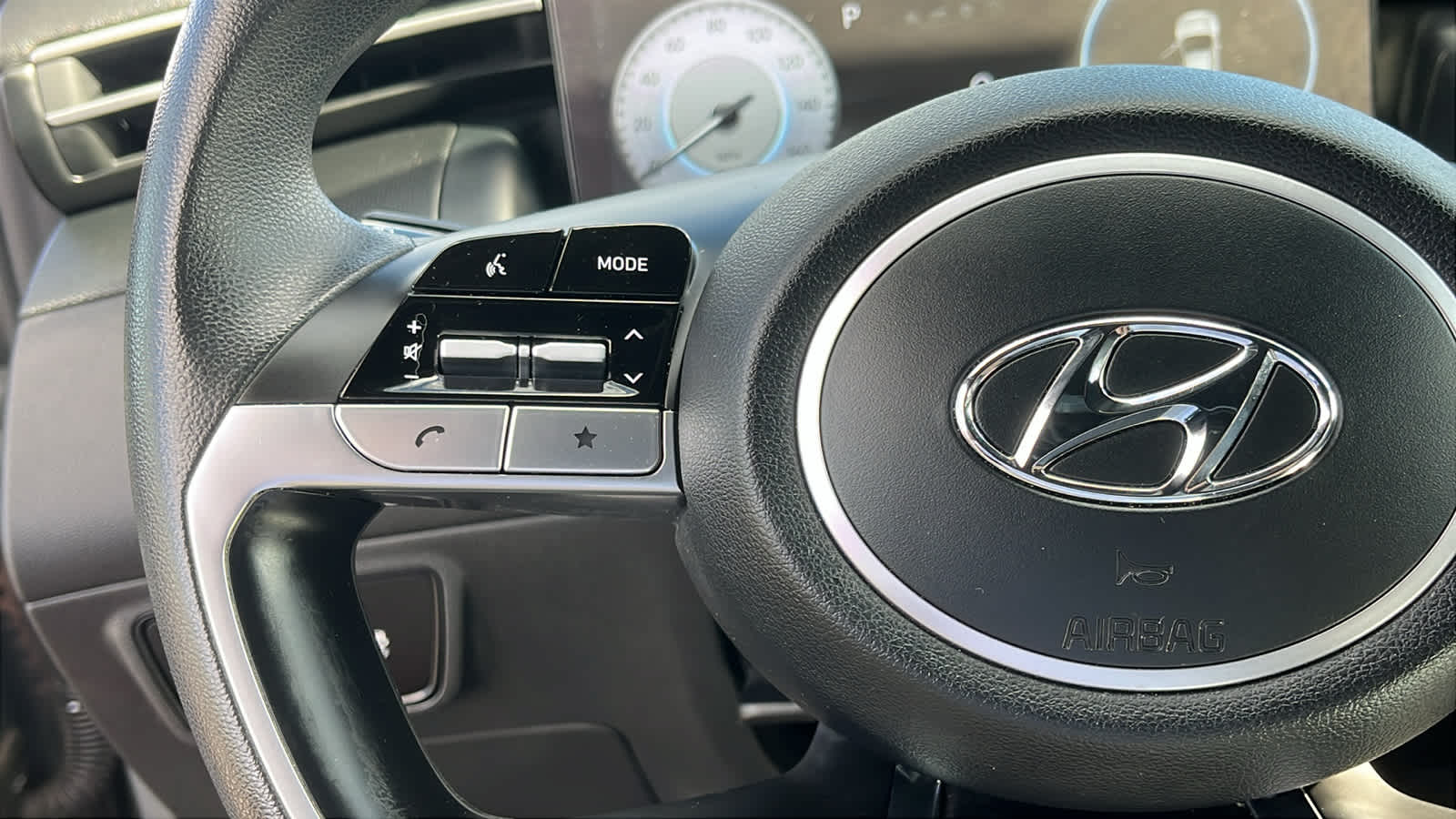 2022 Hyundai Santa Cruz SEL - Photo 12