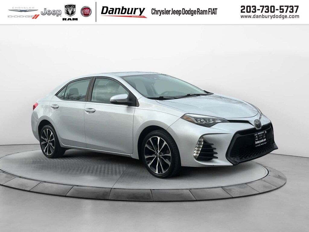 Used 2017 Toyota Corolla SE CVT (GS)