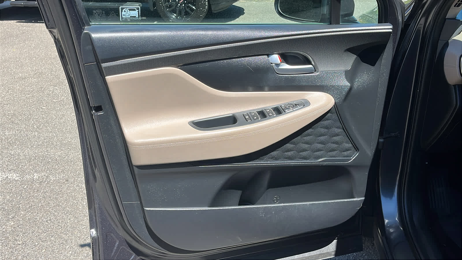2020 Hyundai Santa Fe SE - Photo 9