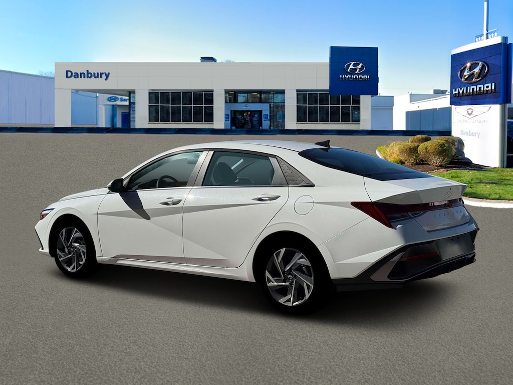New 2026 Hyundai Elantra Limited IVT