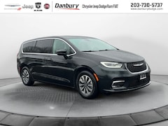 Used 2024 Chrysler Pacifica Hybrid Select FWD Danbury CT
