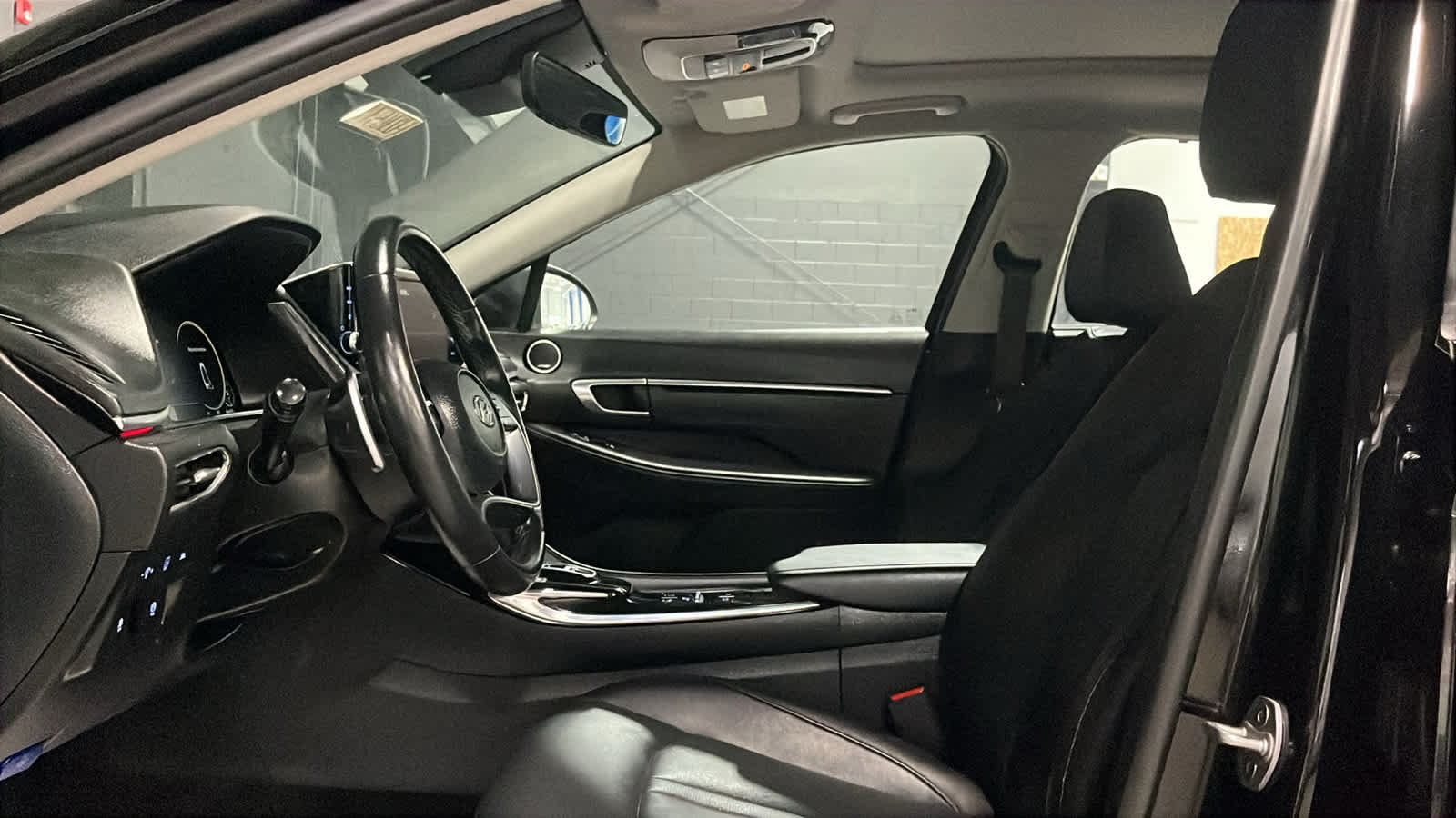 2023 Hyundai Sonata Hybrid Limited - Photo 10