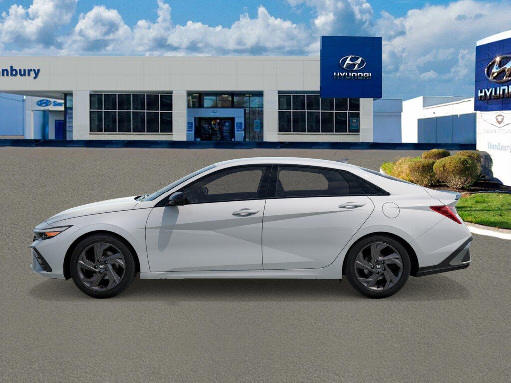 New 2026 Hyundai Elantra SEL Sport IVT