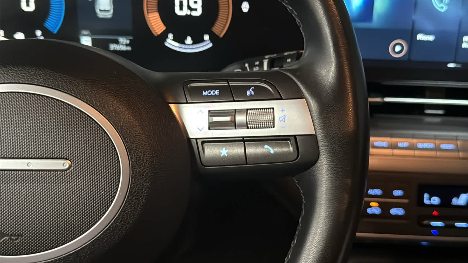 2024 Hyundai Kona SEL - Photo 13
