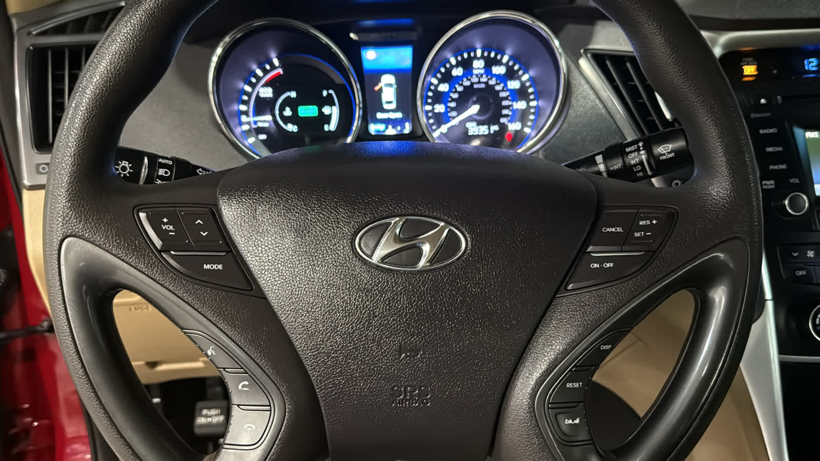 2015 Hyundai Sonata Hybrid Base - Photo 9