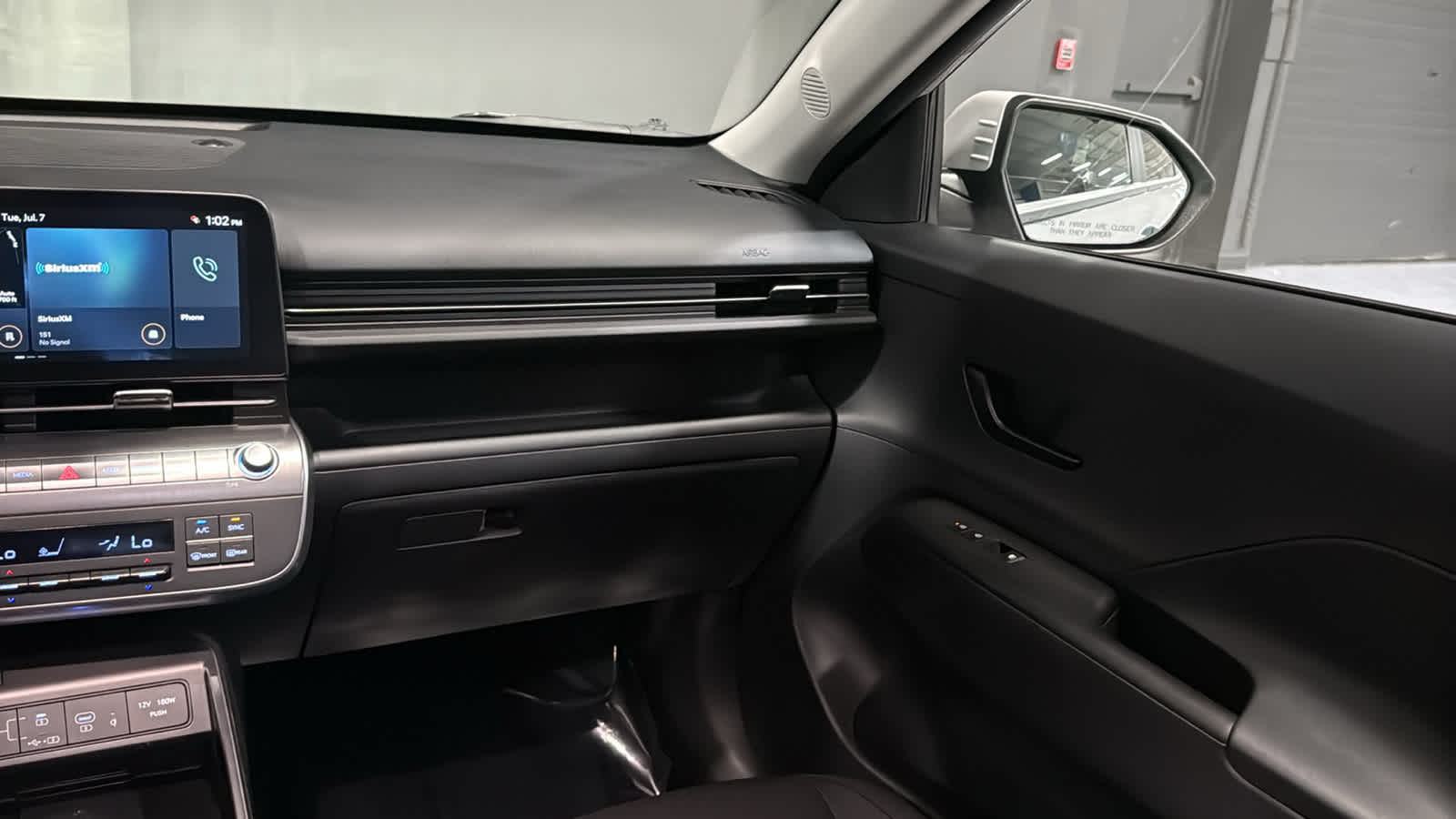 2024 Hyundai Kona SEL - Photo 25