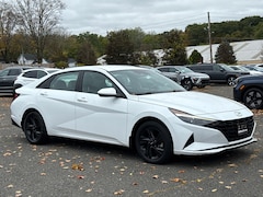 Used 2022 Hyundai Elantra Hybrid Blue DCT Danbury CT