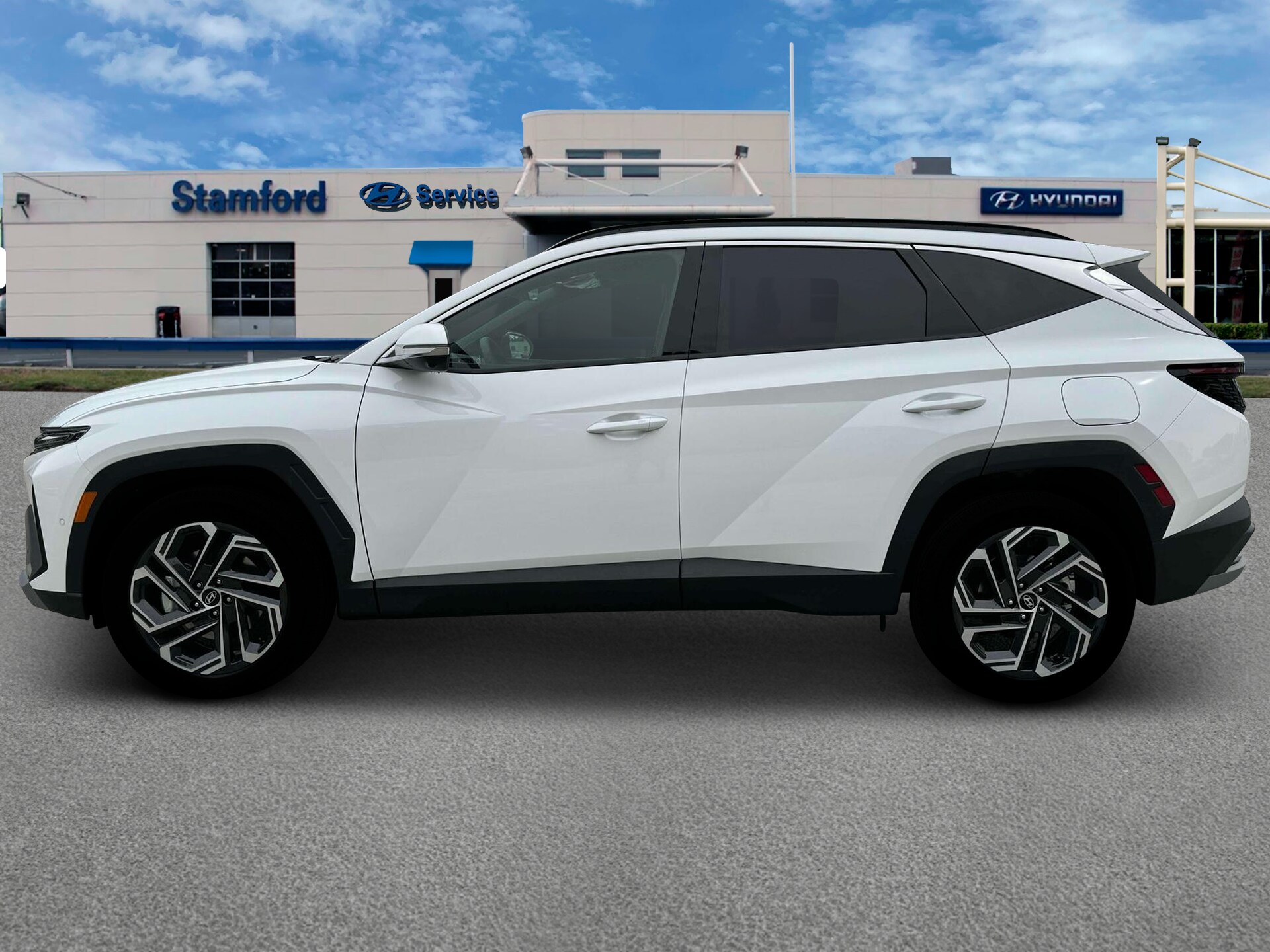 2025 Hyundai Tucson Limited photo 3