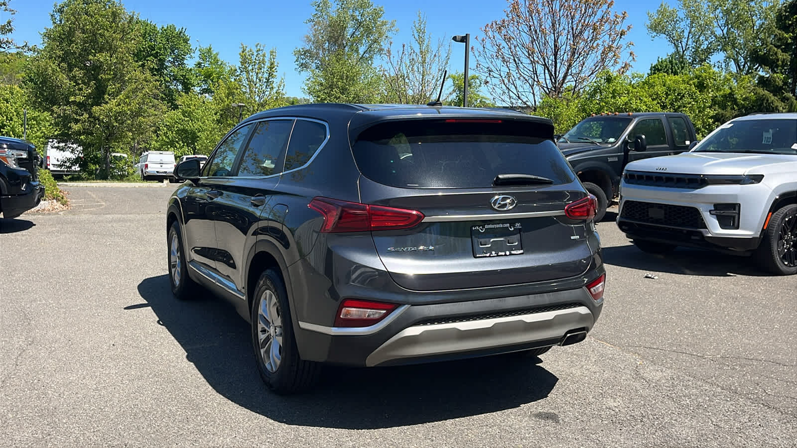 2020 Hyundai Santa Fe SE - Photo 6