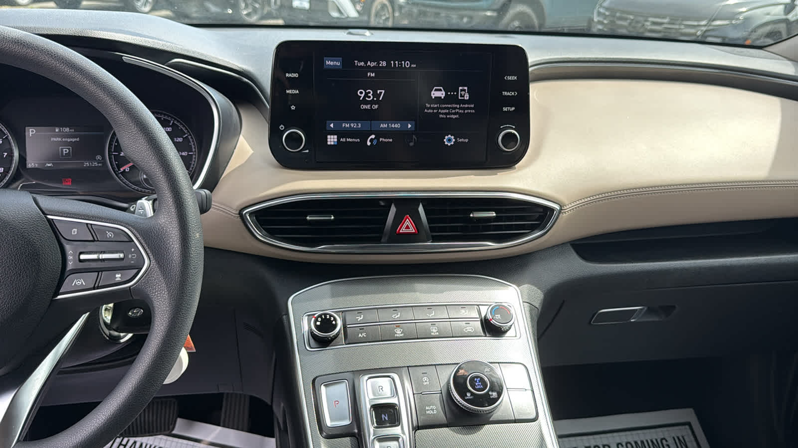 2023 Hyundai Santa Fe SE - Photo 19