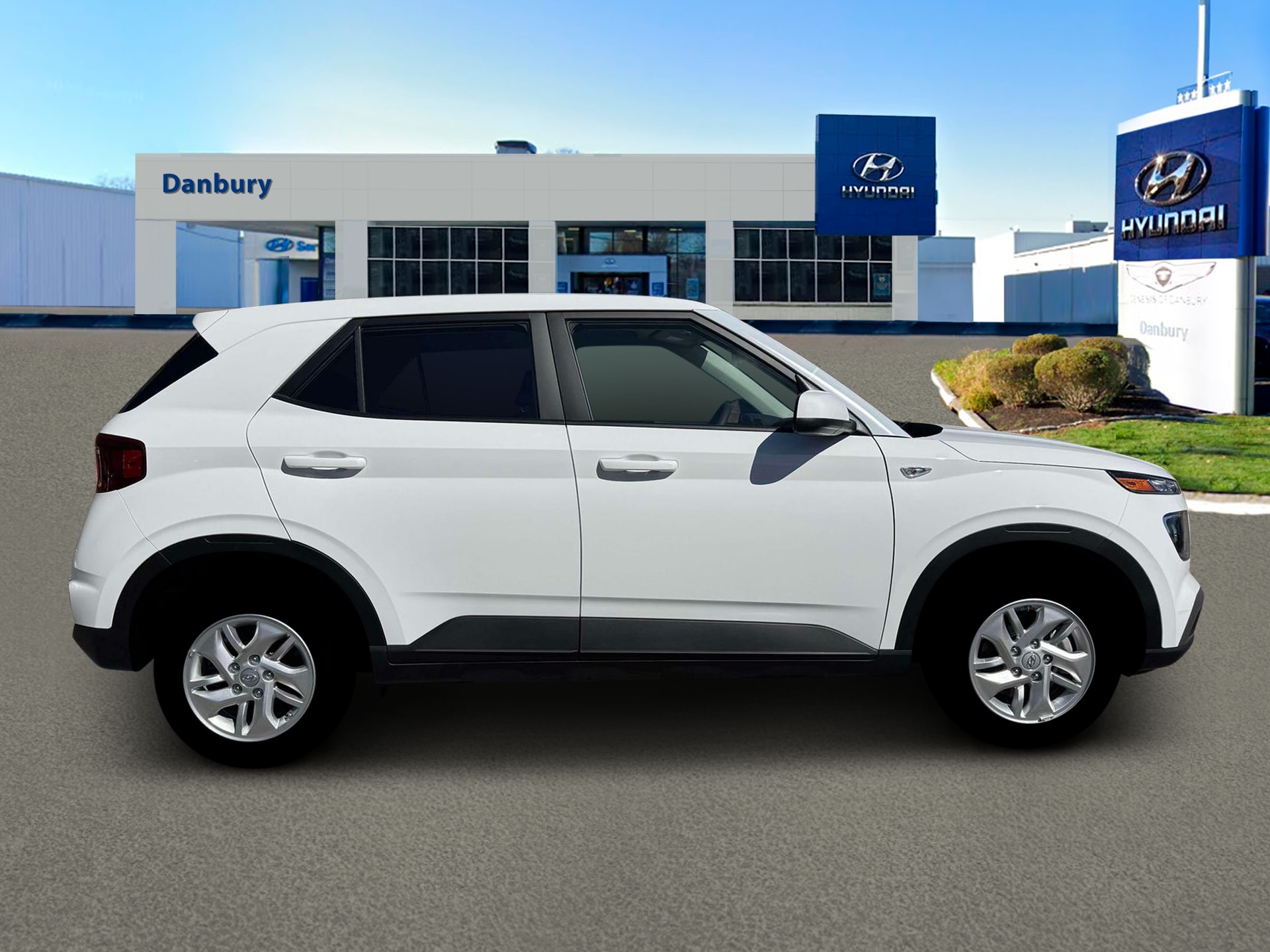 2026 Hyundai Venue SE - Photo 9