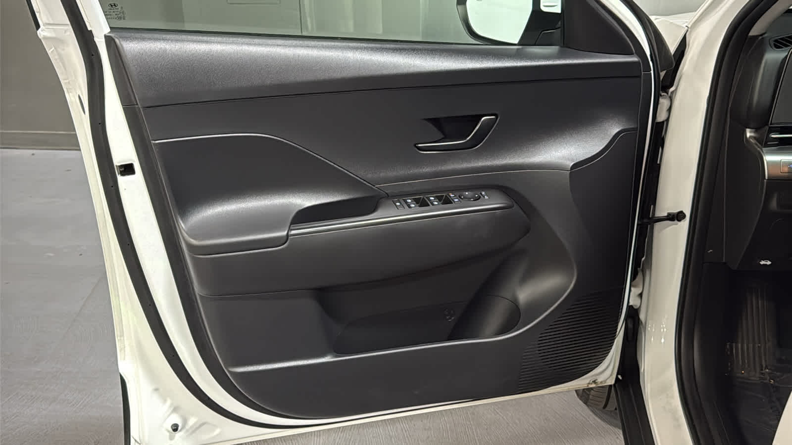2024 Hyundai Kona SEL - Photo 9