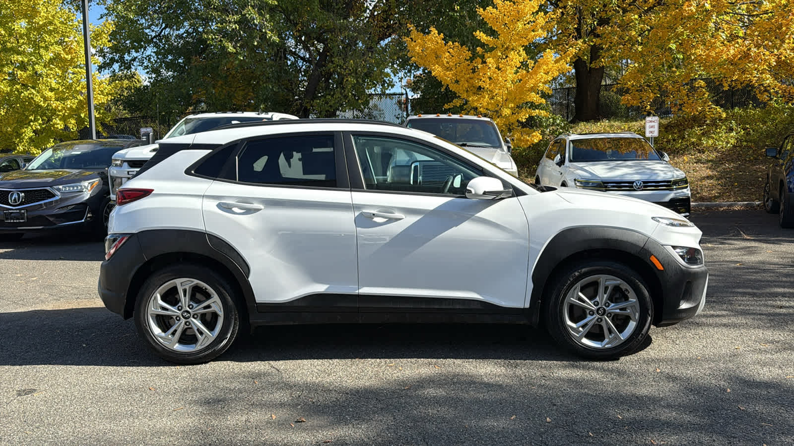 2023 Hyundai Kona SEL photo 2