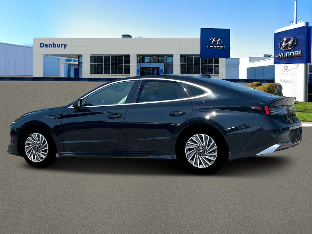 New 2026 Hyundai Sonata Hybrid SEL FWD
