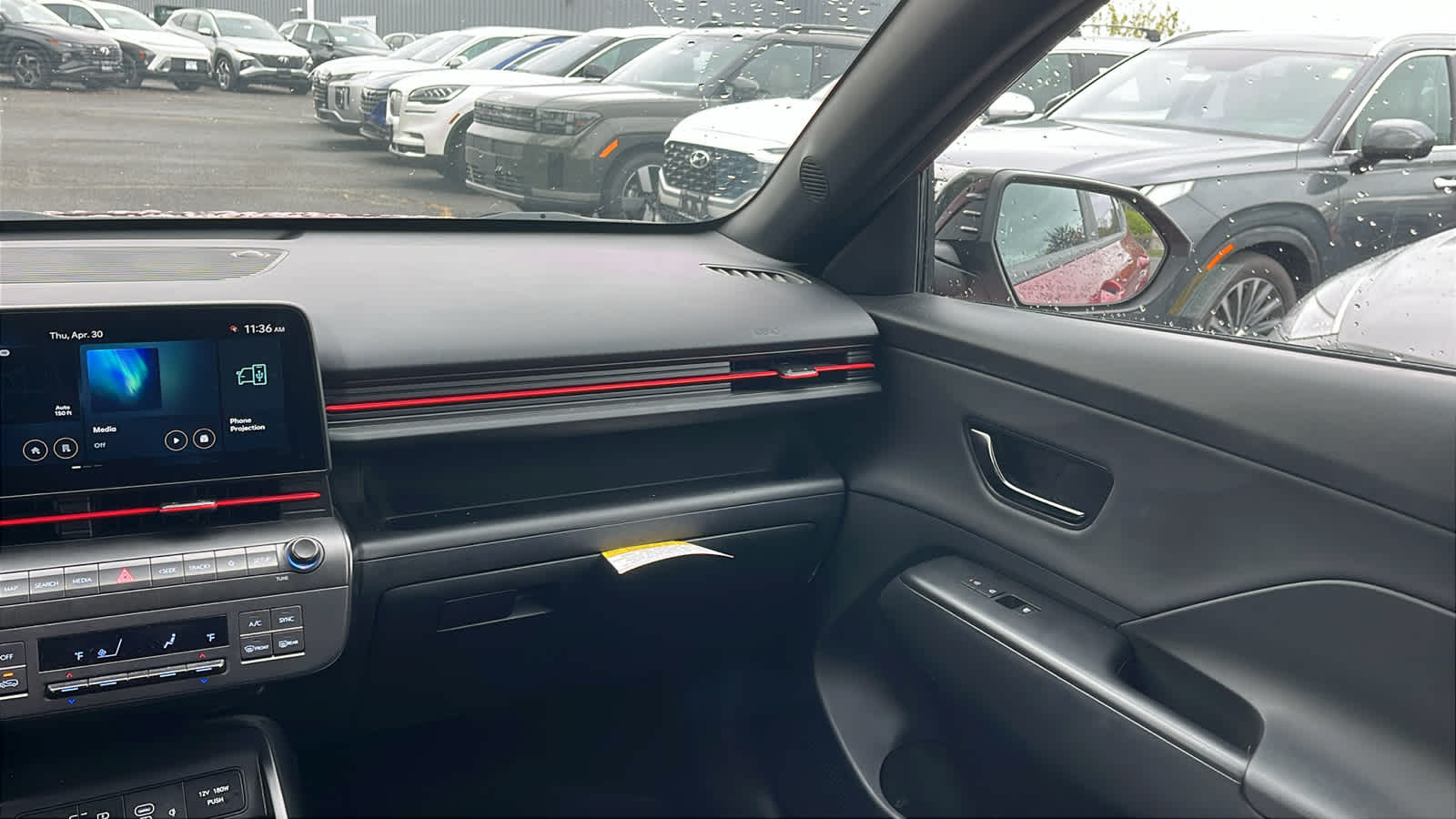 2024 Hyundai Kona N Line - Photo 23