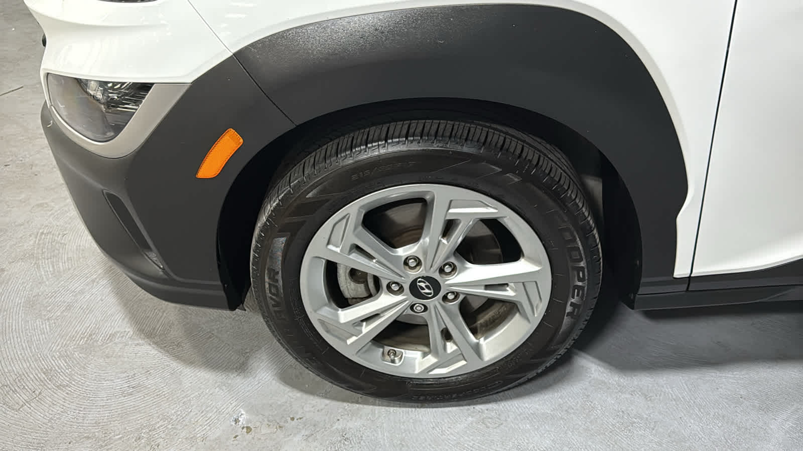 2023 Hyundai Kona SEL - Photo 8