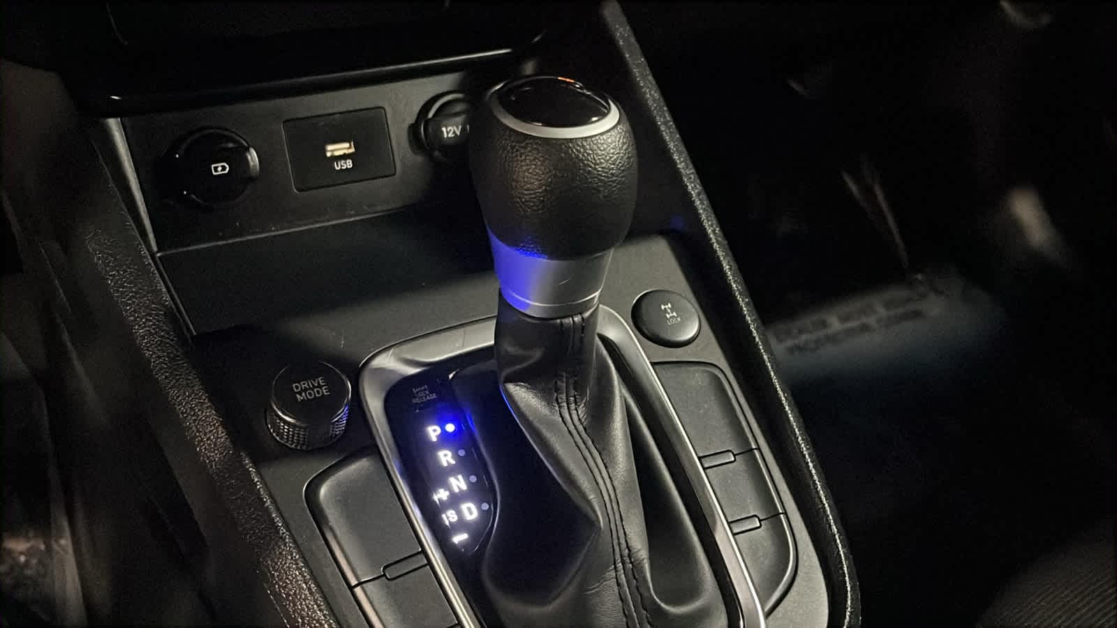 2022 Hyundai Kona SEL - Photo 17