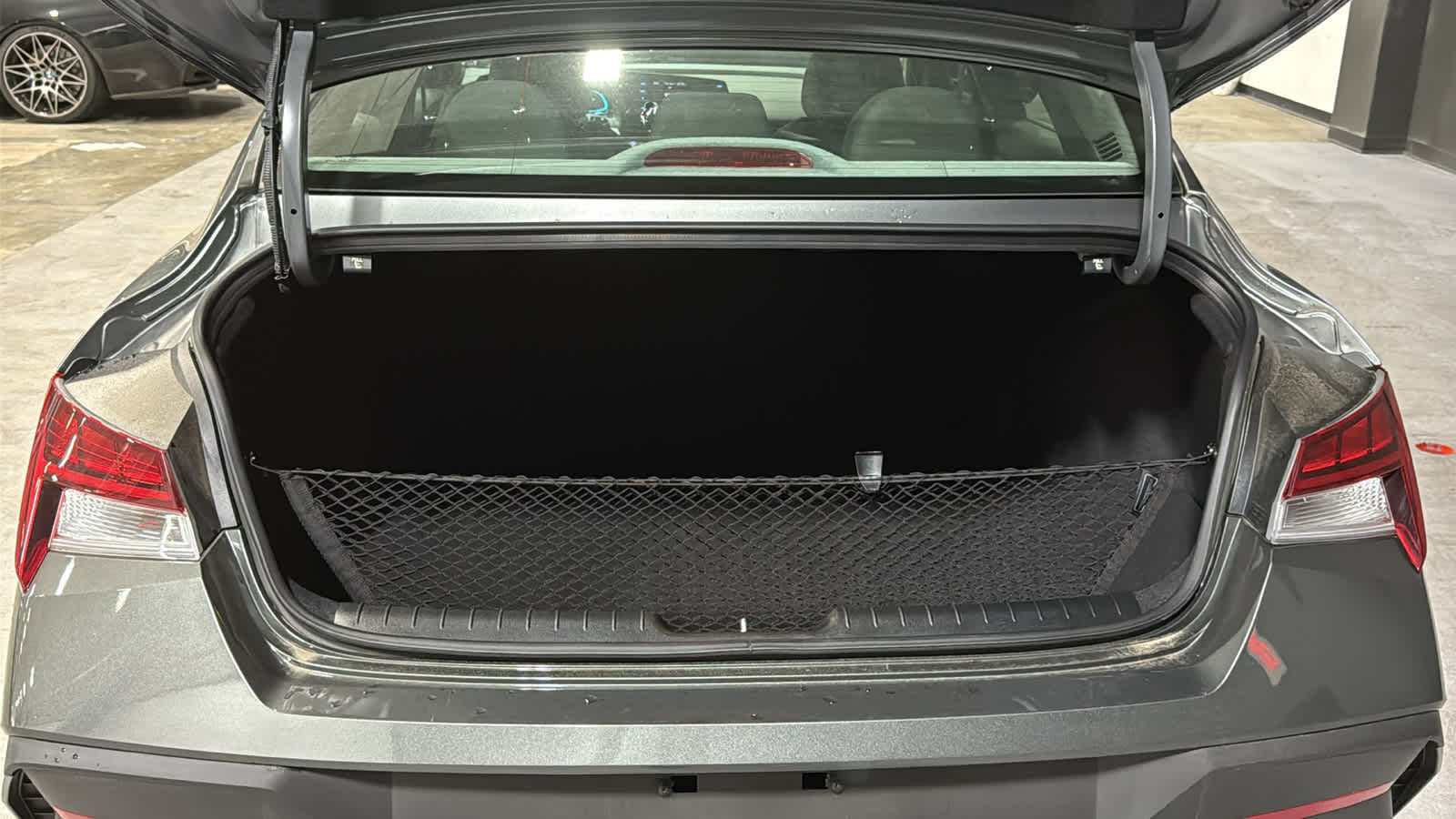 2025 Hyundai Elantra Blue - Photo 25