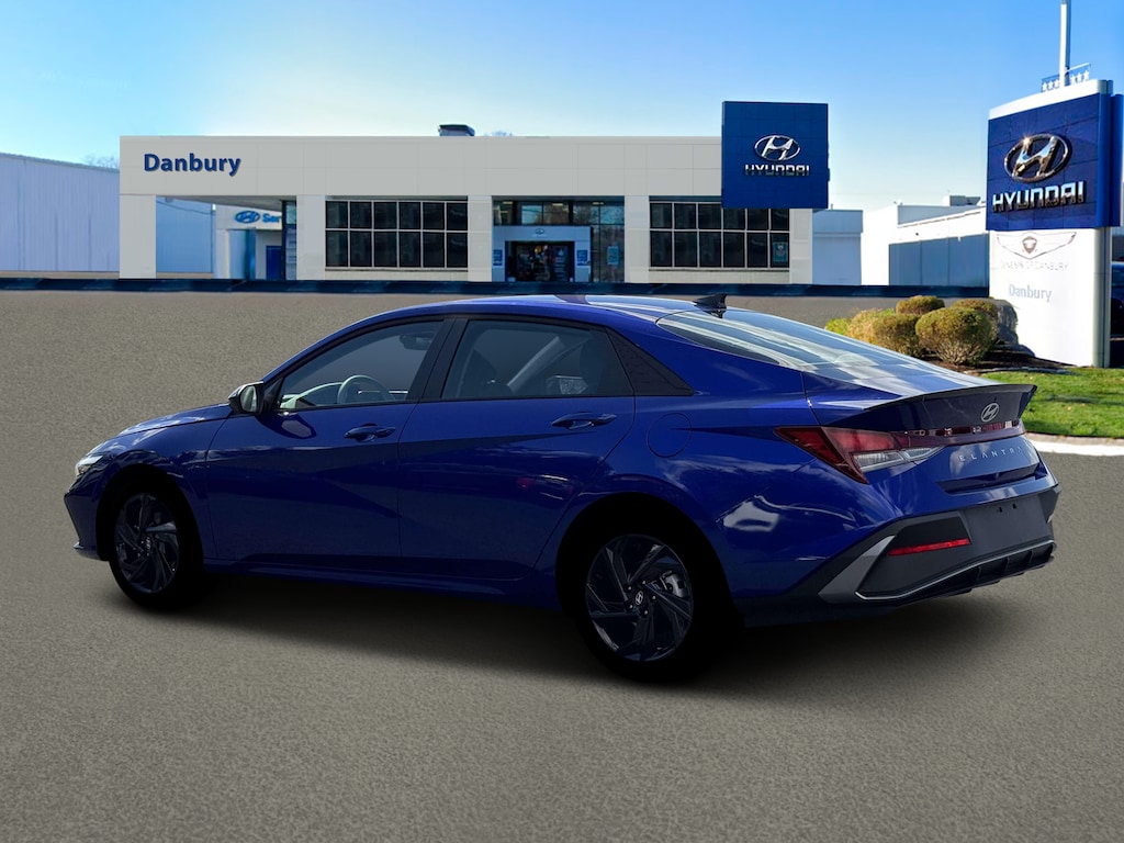 New 2026 Hyundai Elantra SEL Sport IVT