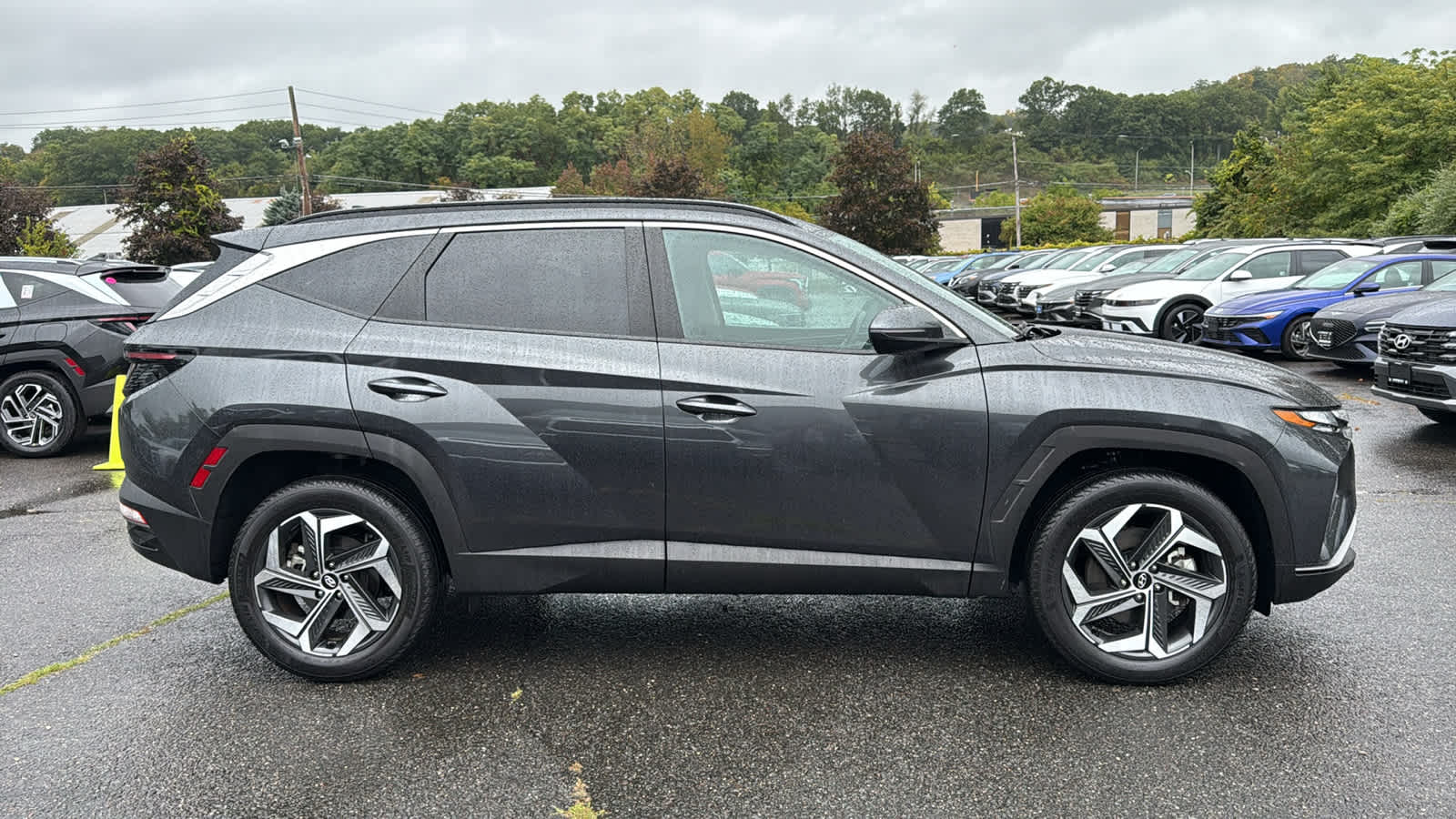 2023 Hyundai Tucson SEL Convenience photo 2