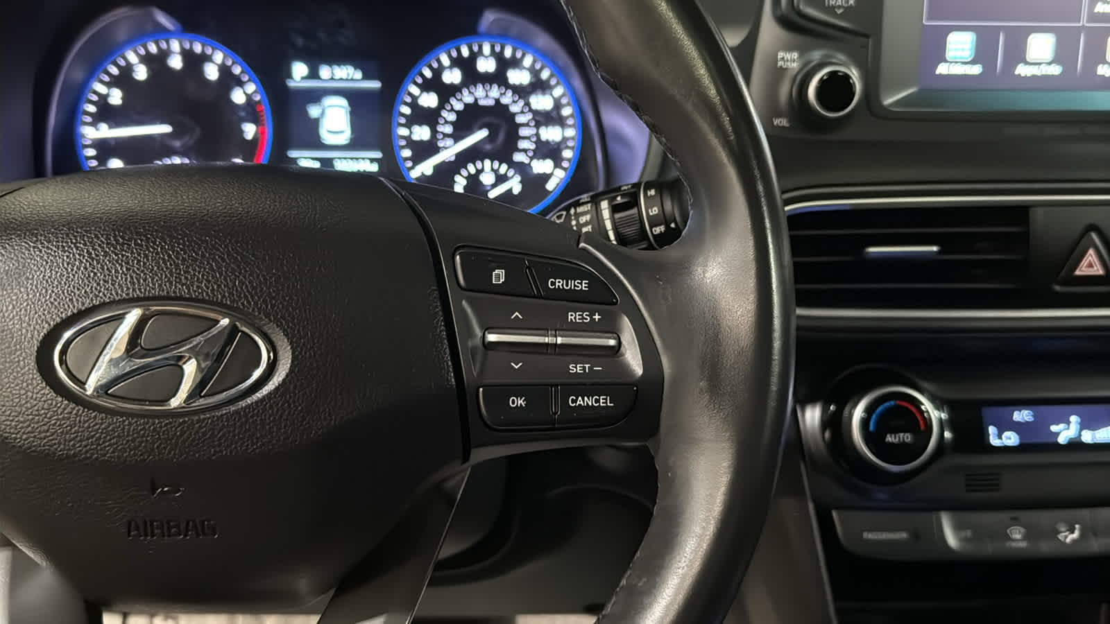 2019 Hyundai Kona Limited - Photo 11