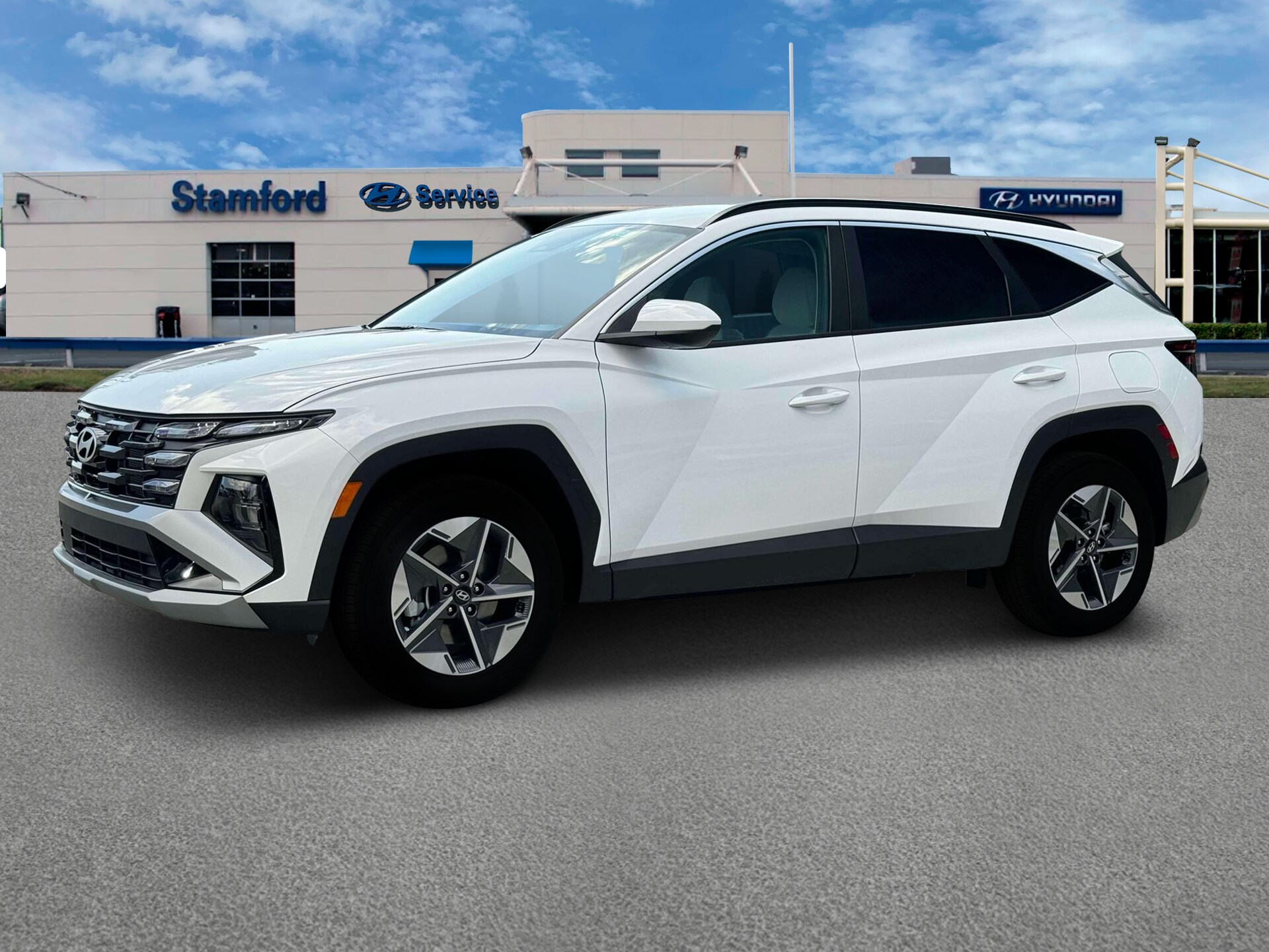 2025 Hyundai Tucson SEL photo 2