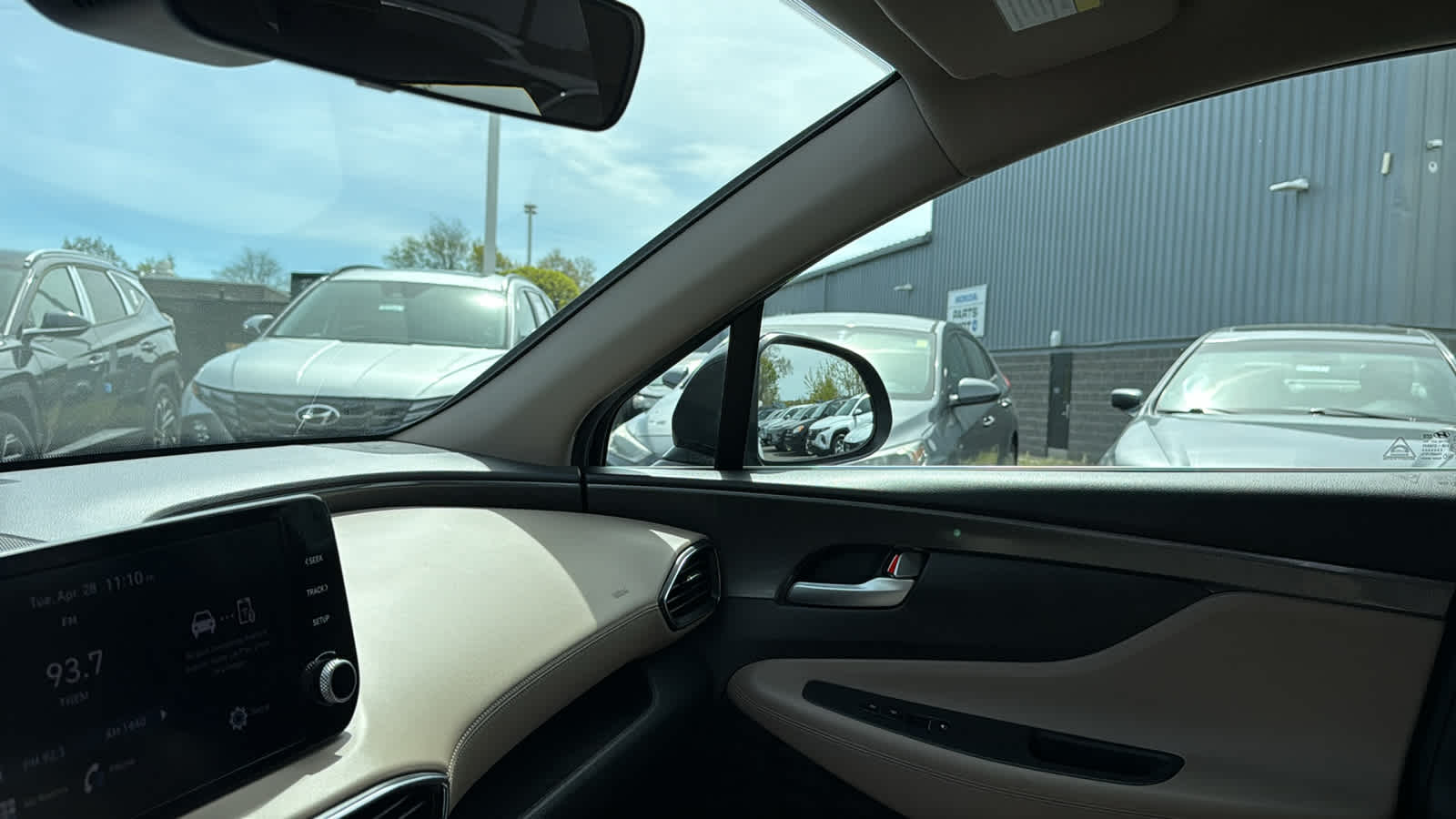2023 Hyundai Santa Fe SE - Photo 21