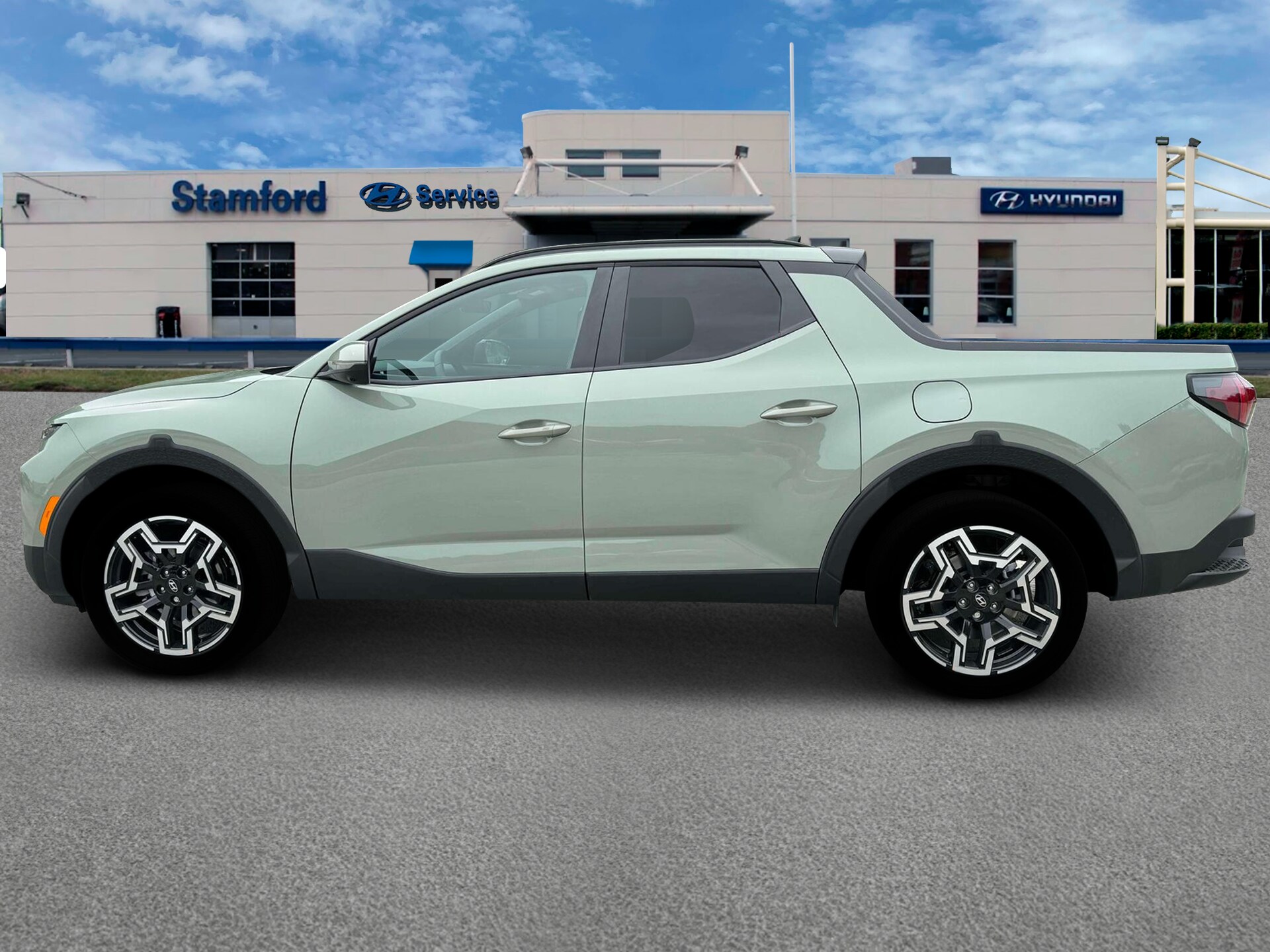 2025 Hyundai Santa Cruz Limited photo 2