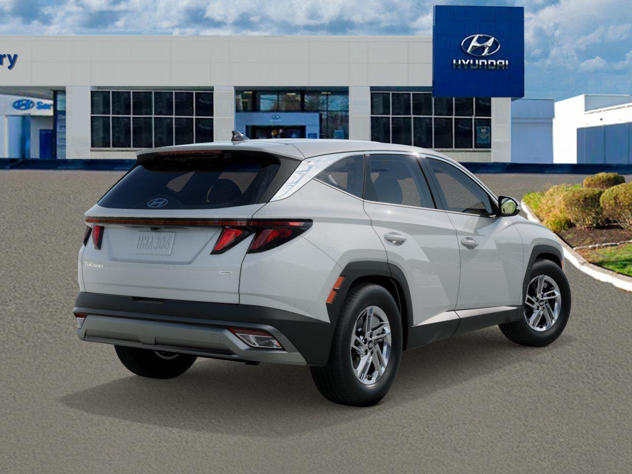 2026 Hyundai Tucson SE photo 4