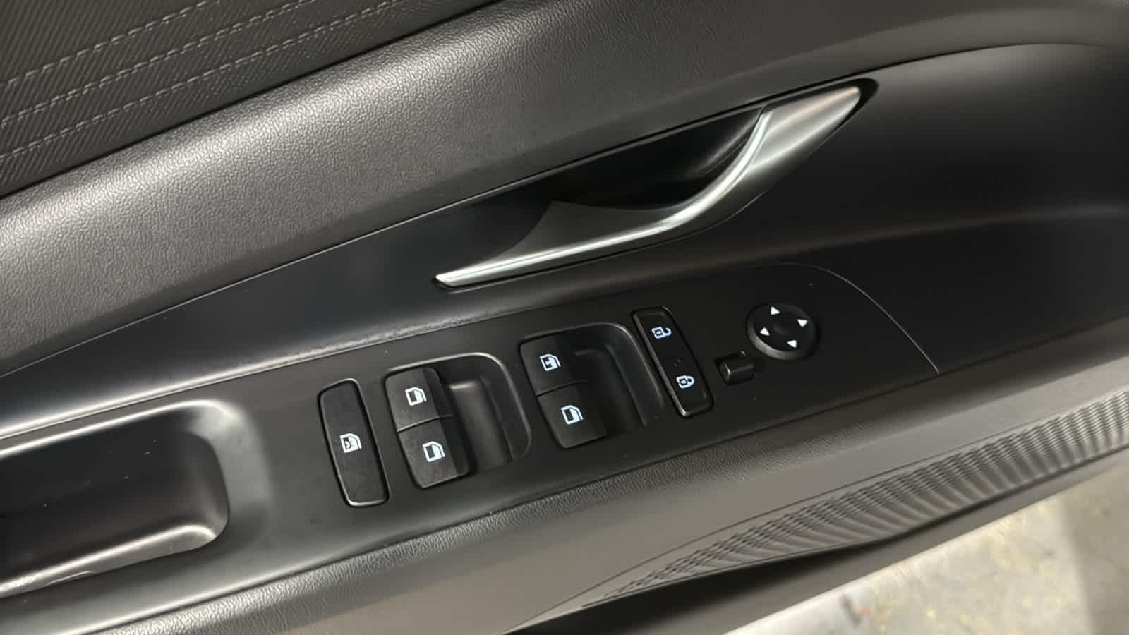 2022 Hyundai Elantra SE - Photo 19
