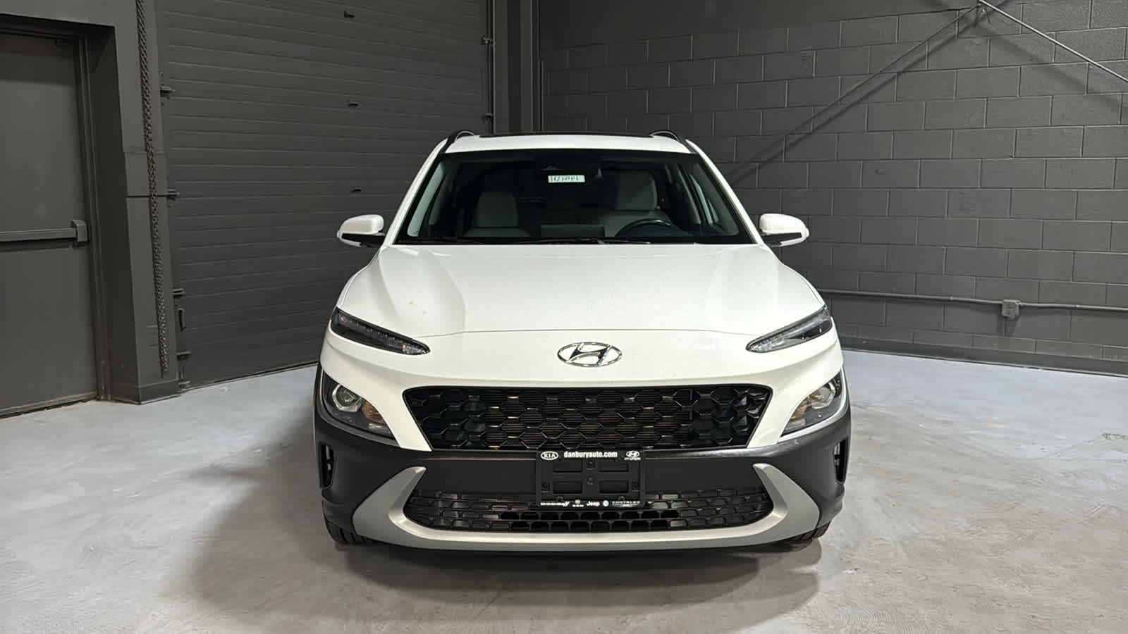 2023 Hyundai Kona SEL - Photo 2
