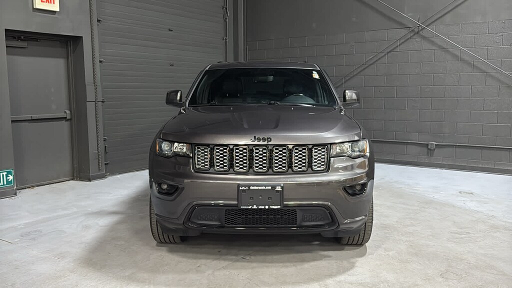 Used 2020 Jeep Grand Cherokee Altitude 4x4