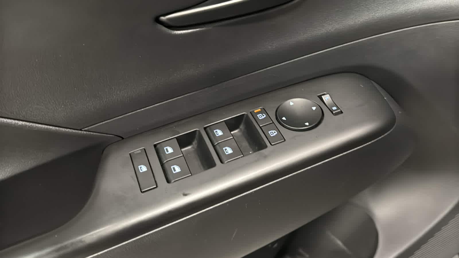 2024 Hyundai Kona SEL - Photo 21
