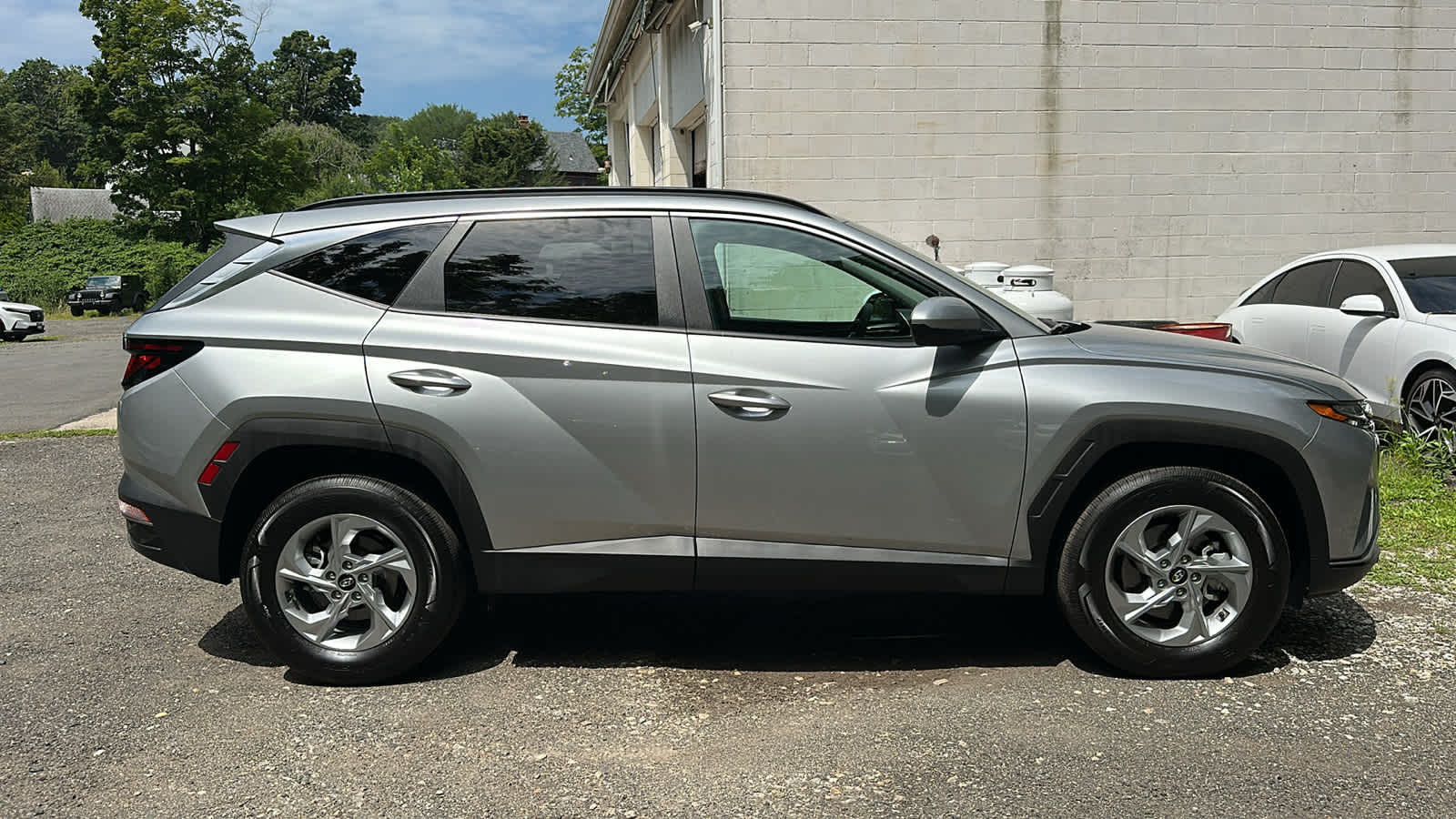 2024 Hyundai Tucson SEL photo 2