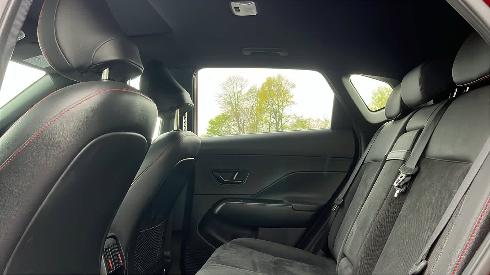 2024 Hyundai Kona N Line - Photo 21