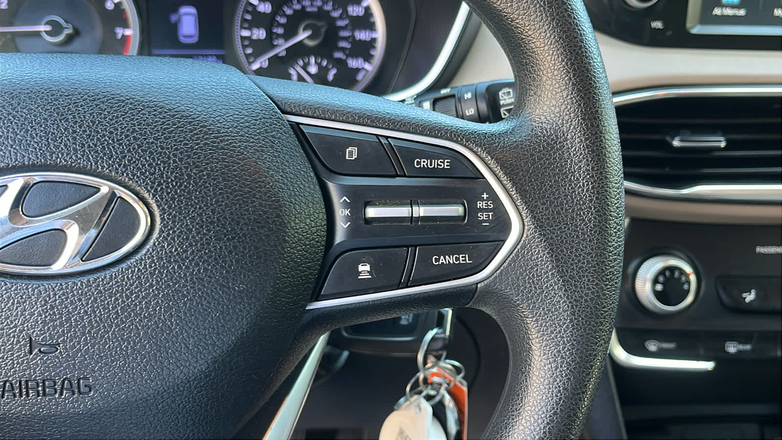 2020 Hyundai Santa Fe SE - Photo 13