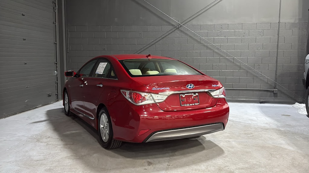 Used 2015 Hyundai Sonata Hybrid Sdn