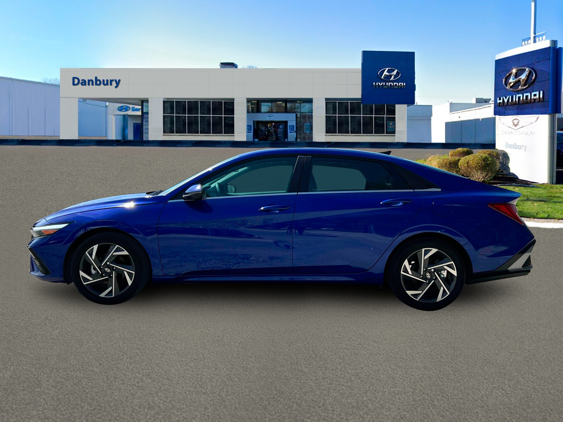 2024 Hyundai Elantra Limited photo 3